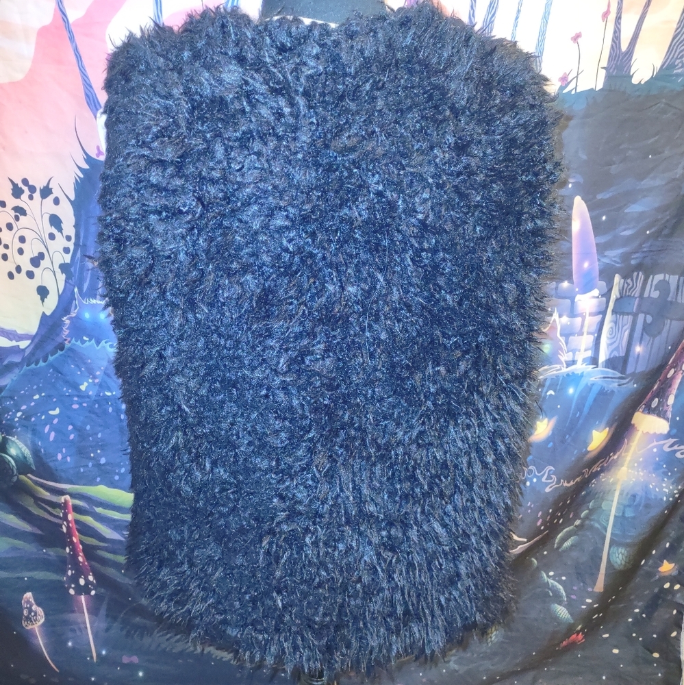 Vintage Black Faux Fur Fuzzy Vest - Picture 9 of 15